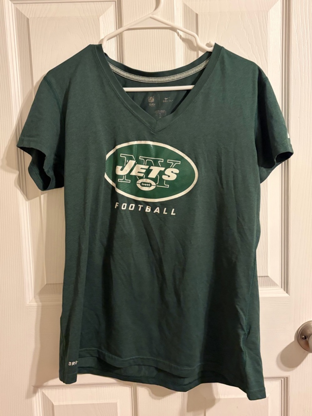 NFL Jets Women's Short Sleeve V-Neck Tee - Green